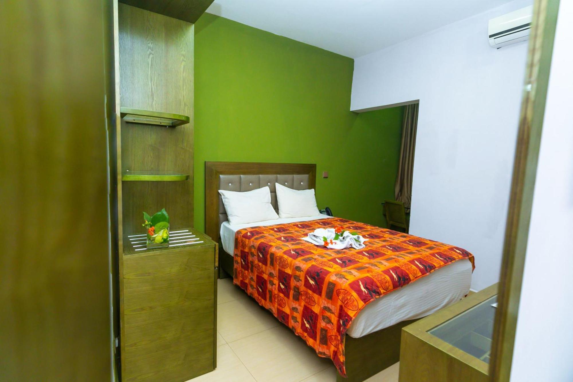 Wakola Hotel Cheikh Anta Diop 다카르 외부 사진